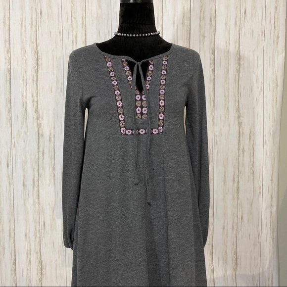 Altar’d State Gray swing dress Out for Coffee size xs - Picture 3 of 8